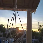 Nikos'