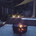 Nikos'