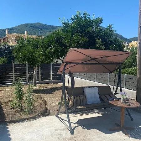 Nikos'
