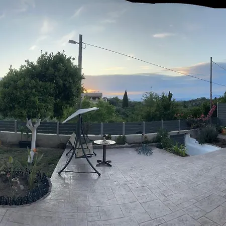 Nikos' Appartement Gastouri (Corfu)