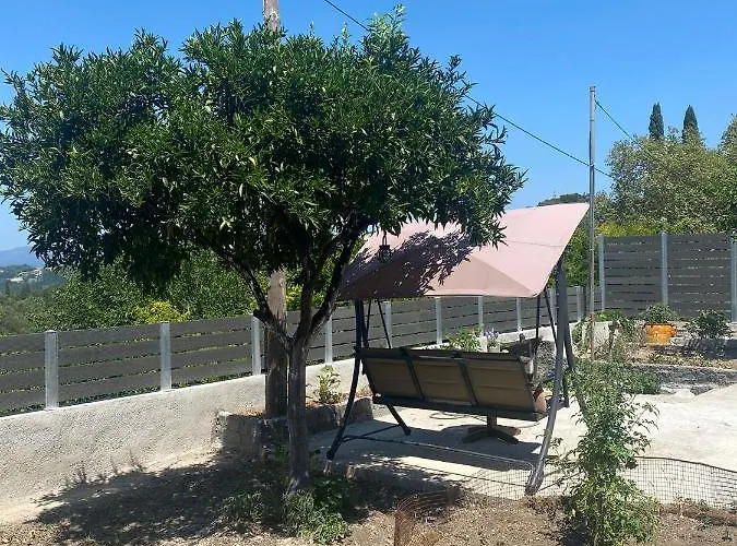 Nikos' Appartamento Gastouri (Corfu)